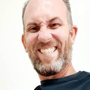 Pastor Julio