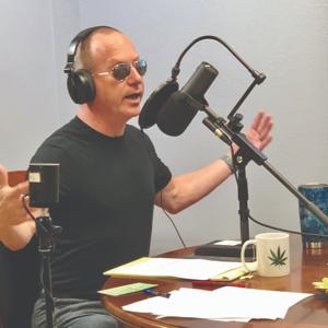 NewsMunchies with Ted Corless