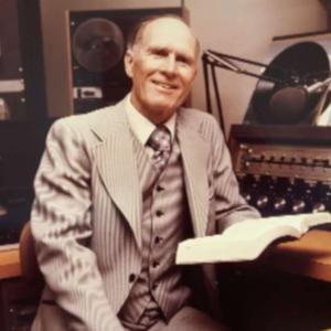 Family Altar Radio by Lester Roloff