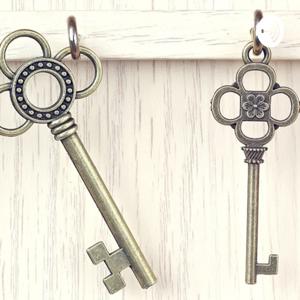 Clavos Hincados