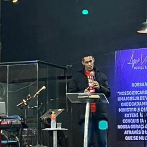 Pr. Cleriston tomas