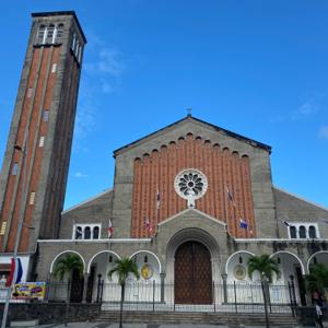 ALEGRES Y SANTOS EN LA ESCUELA-Basílica Don Bosco Panamá