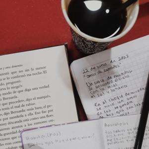 libros y café