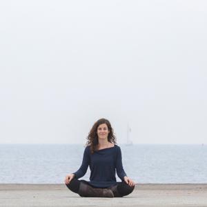 Meditaciones para la paz en tiempos revueltos by Gemma Calaf Bellver