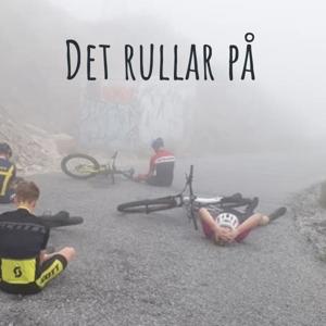 Det rullar på