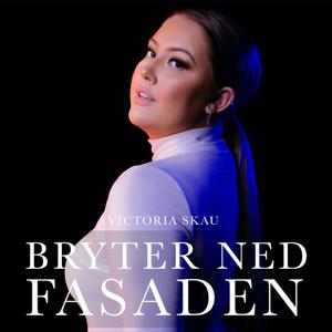 Victoria Skau bryter ned fasaden by SPLAY ONE & Podplay