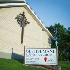 Gethsemane Lutheran Church - Lee's Summit, MO (WELS) by Pastor Dan Frey