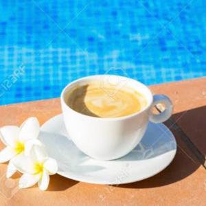 ☕️ Café com Piscinas 🏊‍♀️