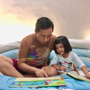 Afiqa and Papa Bedtime Stories