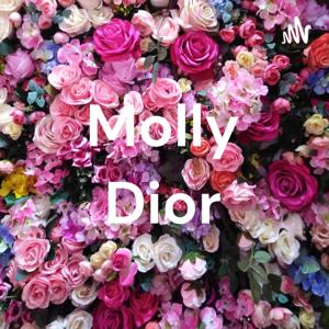 Molly Dior