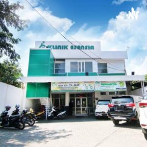 Klinik Esensiaa