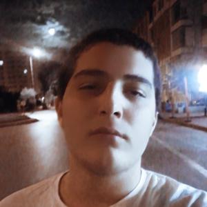 Tek Kişilik Yaşam Öyküsü