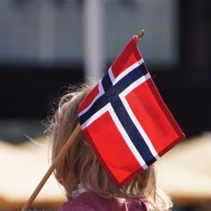 Wonen in ... Noorwegen ! by Arie Bakker & Janneke van der Meer