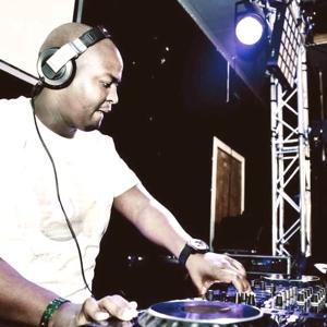 Dj Mphoza Mixes