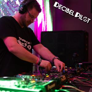 Decibel Pilot LIVE