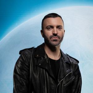 Manuel Riva: REFLEKT