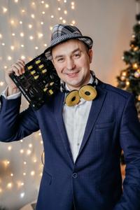 DJ Sasha Broker