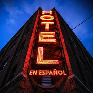 Hotel en español by Bloody FM