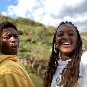 Evelyn&Steph 馬瓜Sisters-Weekly Podcast- by Evelyn Mawuli, Stephanie Mawuli