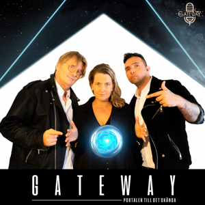 Gateway by Oscar Panizza, Hans Oreheim & Charlotte Heart Diamond