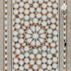 孤独的人总是深夜回家