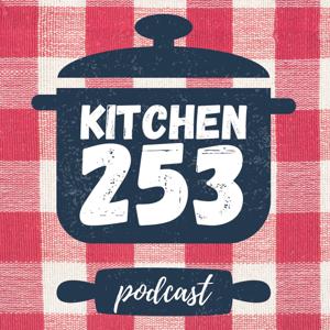 Kitchen 253 by Evelyn Lopez