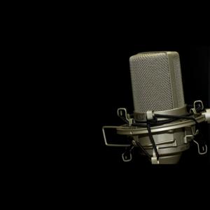 Komentáře a rozhovory