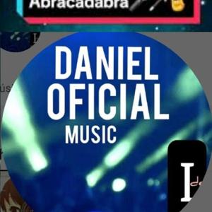 Daniel Locutor en podcast