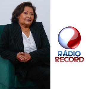 Rádio Record: Falta de profissionais