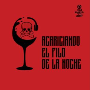 Acariciando El Filo De La Noche