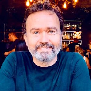 This Trusted Place with John-Paul Davies: Mental Health, Therapy & Becoming a Therapist