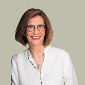 Fintech Conversations & Insights with Efi Pylarinou