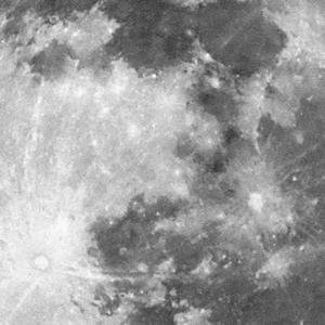 Més enllà de la lluna