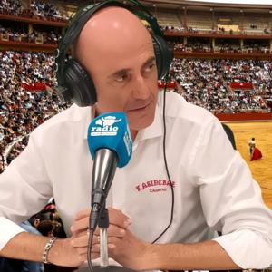 Patio de Cuadrillas con Carlos Bueno