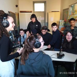Radio Puecher Inside