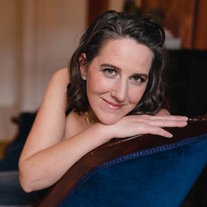 Karlijn Bluijs | Liefde & Genieten - Podcast voor vrouwen die vastlopen in controle & perfectionisme