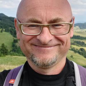 Felietony z Charakterem-Łukasz Zwoliński