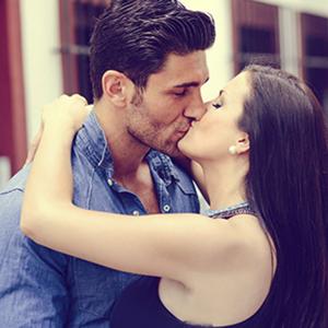 What Is Like Having Your First Kiss With Someone That You Do Like