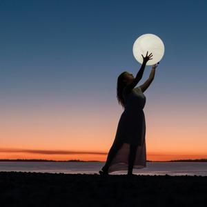 Women Who Howl at the Moon
