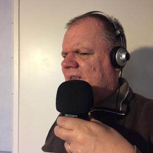 Äänitarinankertoja Tuomo