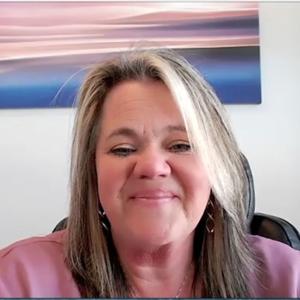 April Hiatt "WISE WOMEN MASTERMIND