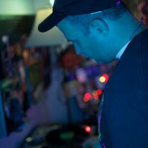 FRESH ROYALE BLUE AKA DANG COMMIUNIST'S SOUNDCLOUD TRACKS