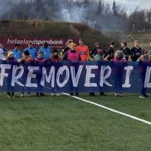 Fremover i lag
