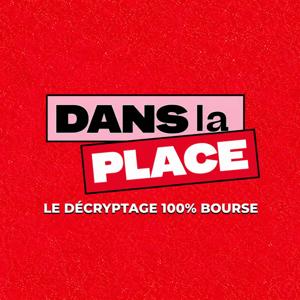 Dans la place