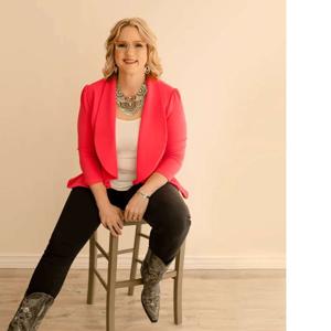 Farm Broadcaster, Lorrie Boyer