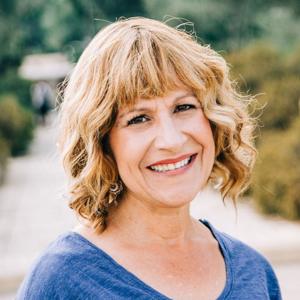Eve Harow