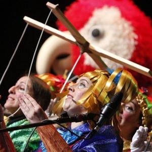 Os damos la murga