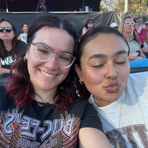 Tweedle dee and Tweedle dumb yap