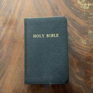 His Words Abiding in You  - Chapters                      a Bible memorization podcast