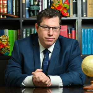 הפודקאסט של עורך דין עמית בן יהושע